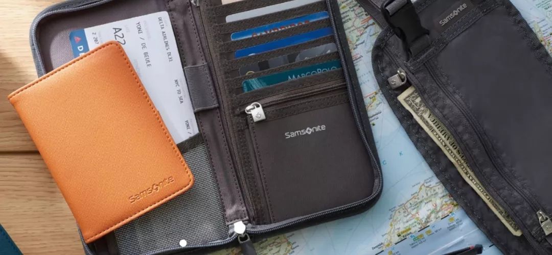 在香港游玩用什么app买票,去香港旅游坐飞机到哪省钱