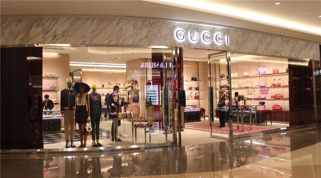 gucci店购物风波,gucci奢侈品为什么越来越土