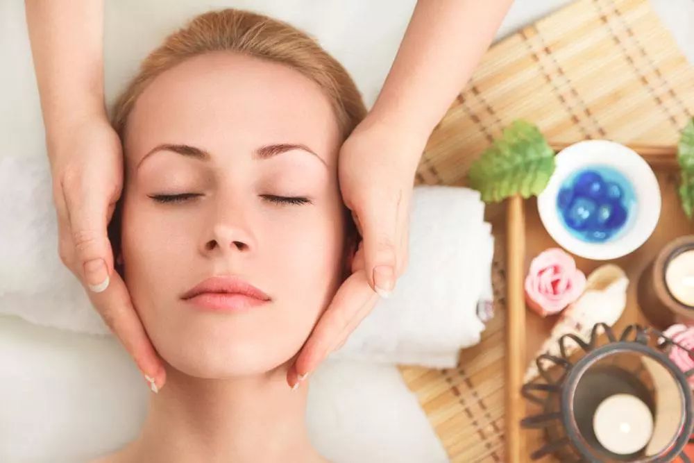 美容院做产后修复操作手法,美容院产后恢复有什么项目