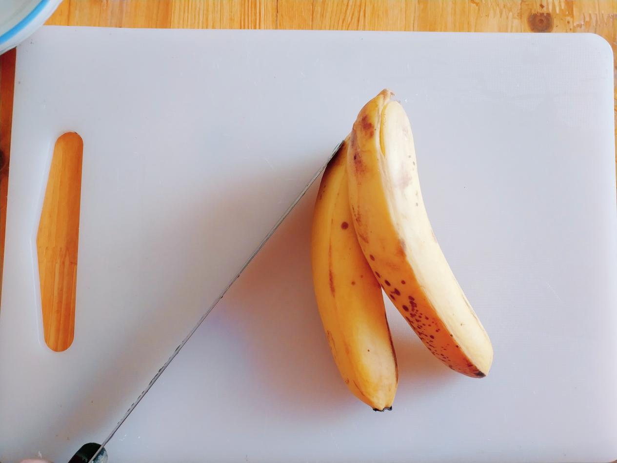 小妙招香蕉吃不完千万别扔了,香蕉吃不完怎么弄香蕉片