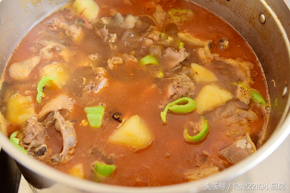 土鸡炖用不用去除浮沫,土鸡炖前要不要焯水