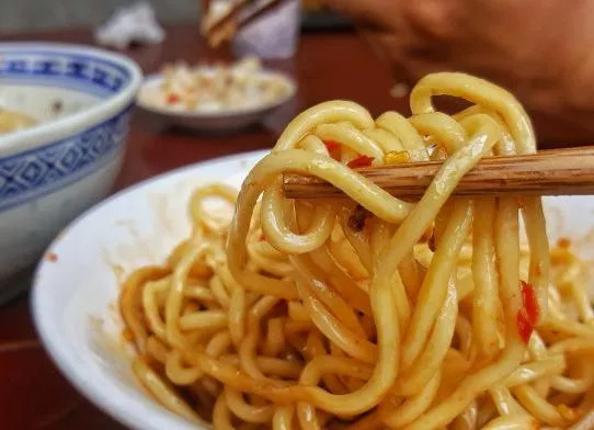 成都小吃街哪里最出名,成都小吃街哪里最出名又便宜