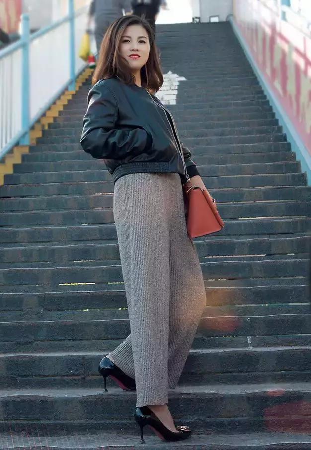 方脸女生如何靠化妆提升高级感,圆方脸女生怎么化妆