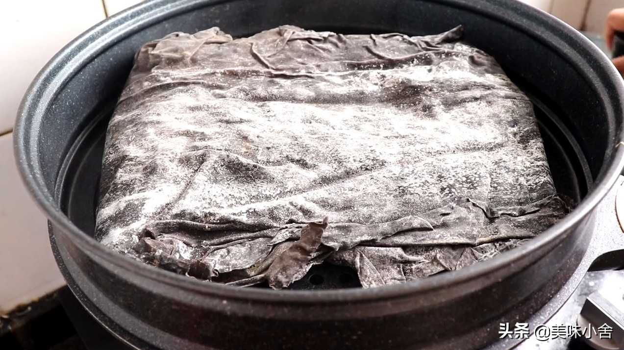 怎么做出奶白的骨头汤,怎样熬出鲜美的骨头汤