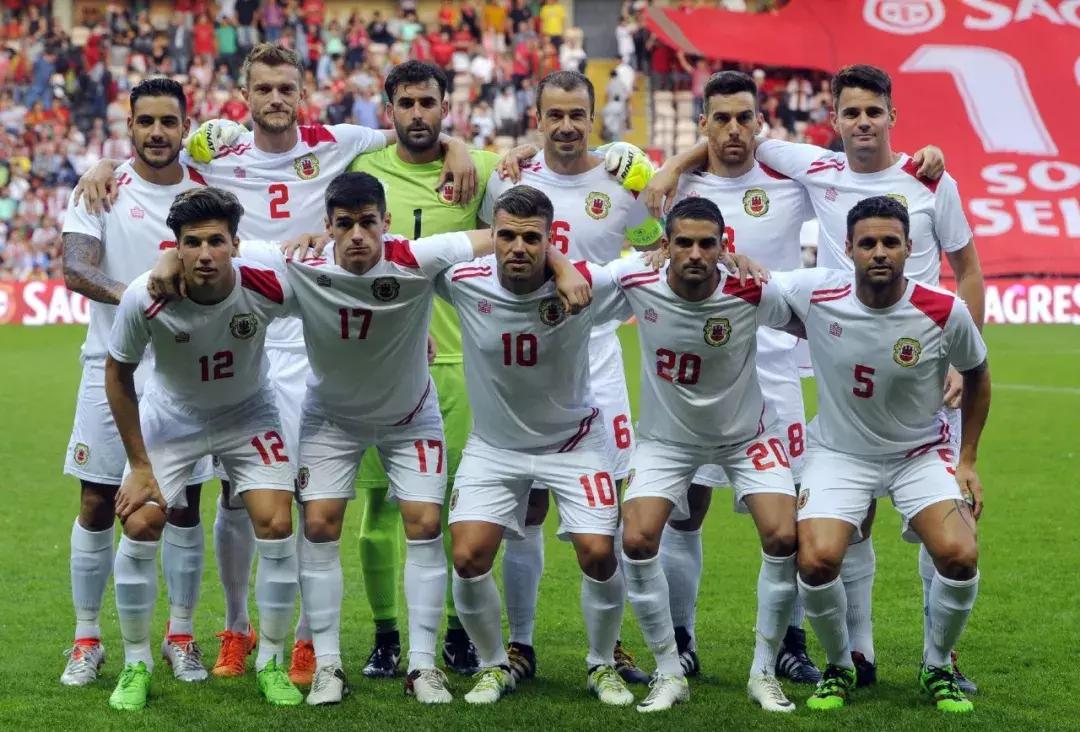 世界鱼腩球队,世界足坛鱼跃冲顶