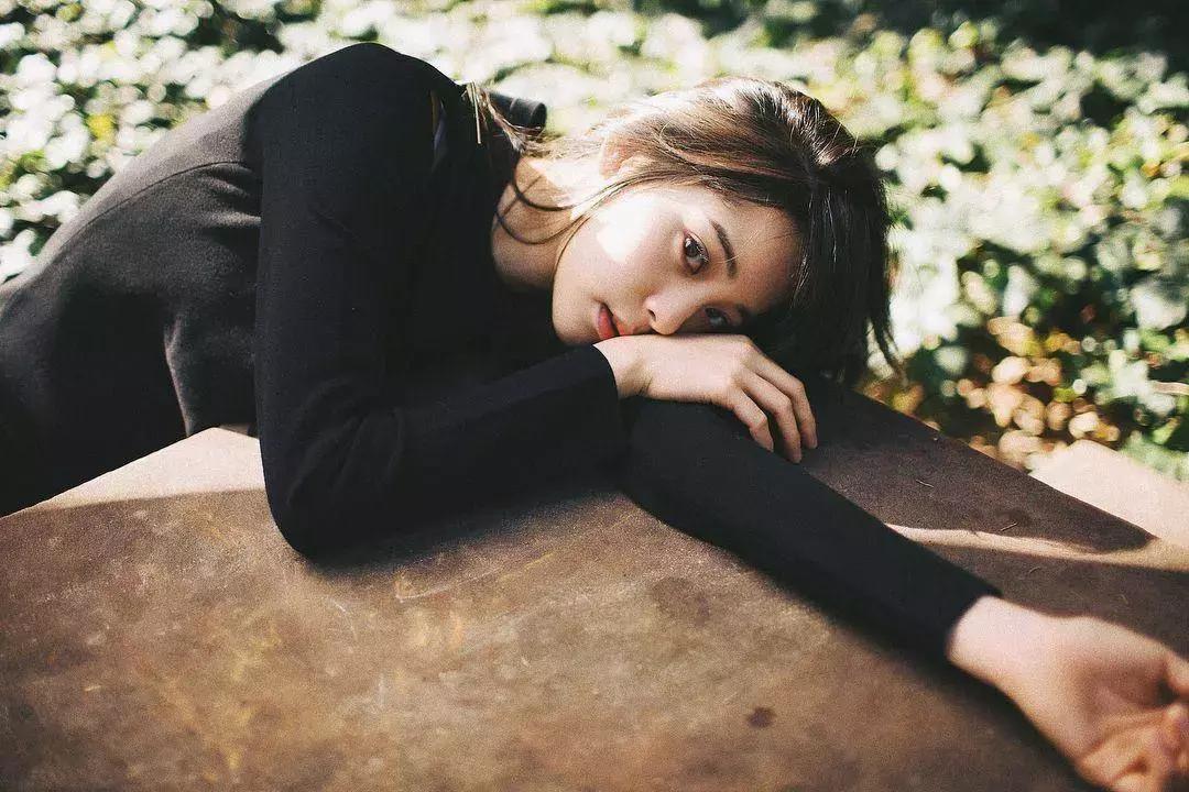 明星一般秋天都怎么穿搭又时尚,明星穿搭技巧冬季