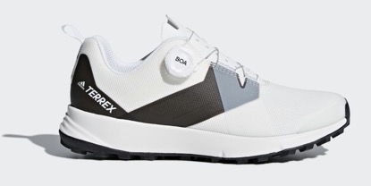 阿迪达斯最新的boost跑鞋,2018年的阿迪达斯boost跑鞋