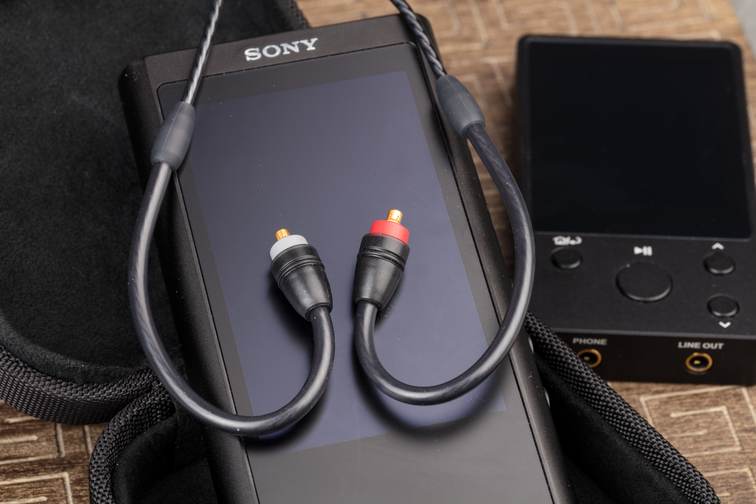 索尼ier-m7煲机,索尼ierm7和森海塞尔ie600对比