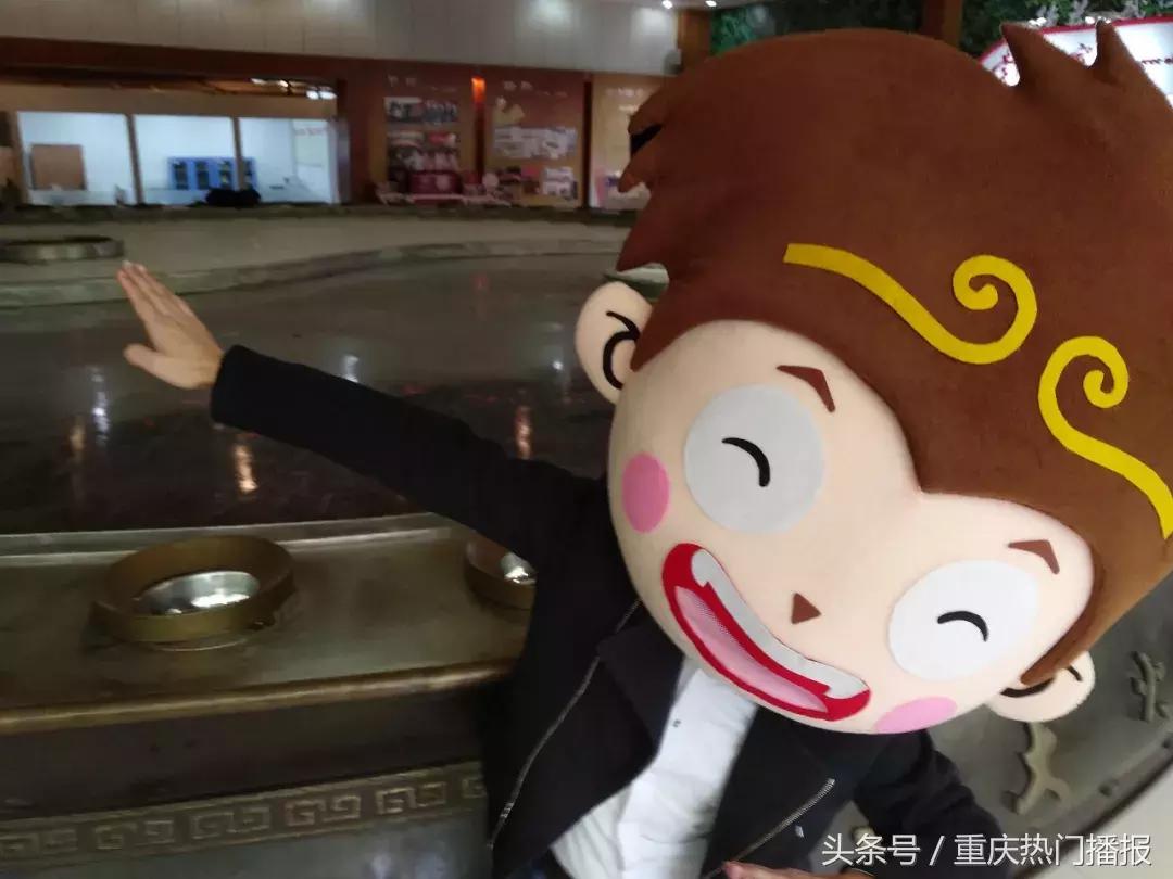 吃货准备出动!饭空锦鲤空降重庆火锅节最后一天,请拉网捕捉!