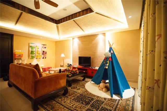 探秘2500亩魔都后花园!欧式别墅独栋、宠物乐园、动物农场高尔夫