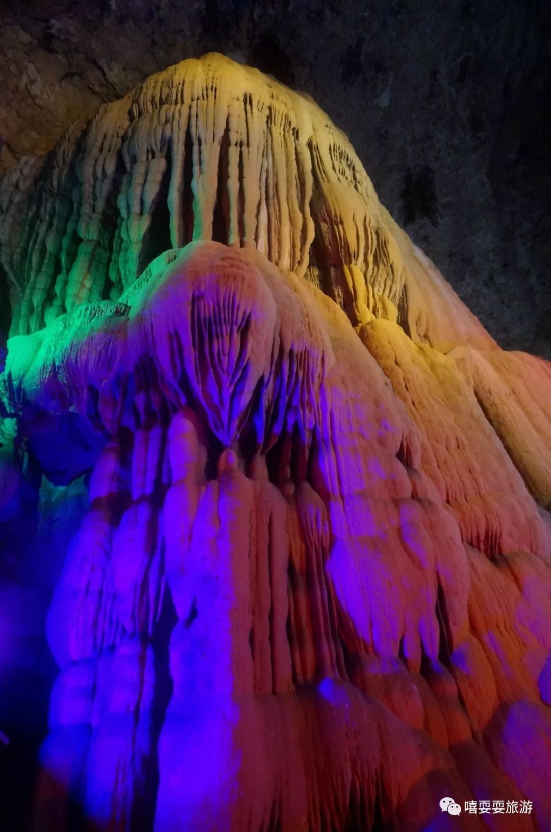 走起，去重庆万州西游洞看现实版的“定海神针”