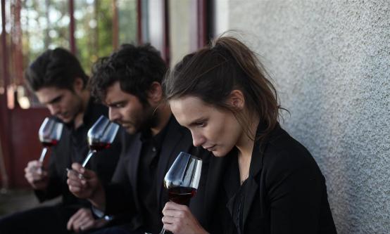 10部适合独自看的电影,藏在被窝里看的电视剧