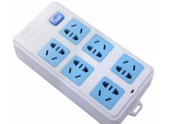 子弹头插排的小红色按钮,公牛插排红色按钮什么意思