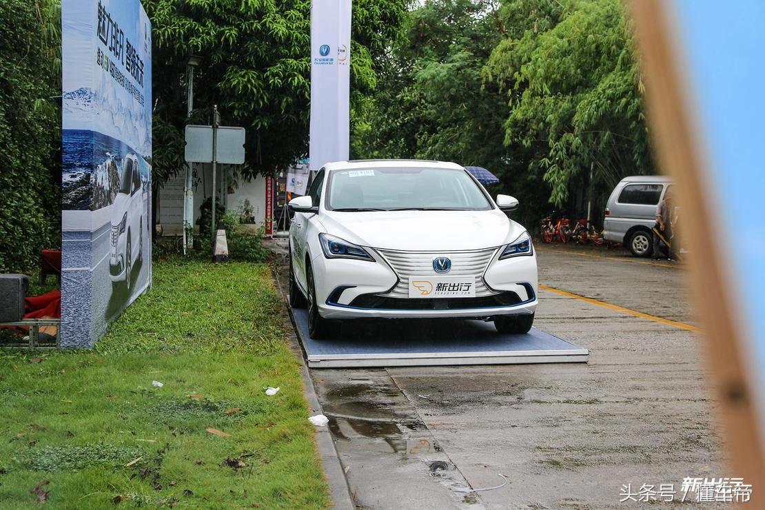 长安逸动ev460续航420,2022长安逸动ev460续航430内饰