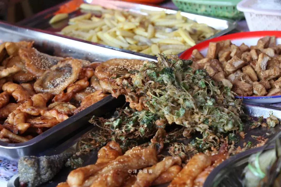 酸汤辣子蘸出来的美味，吃一口就丢魂！这座小城屡被综艺点名