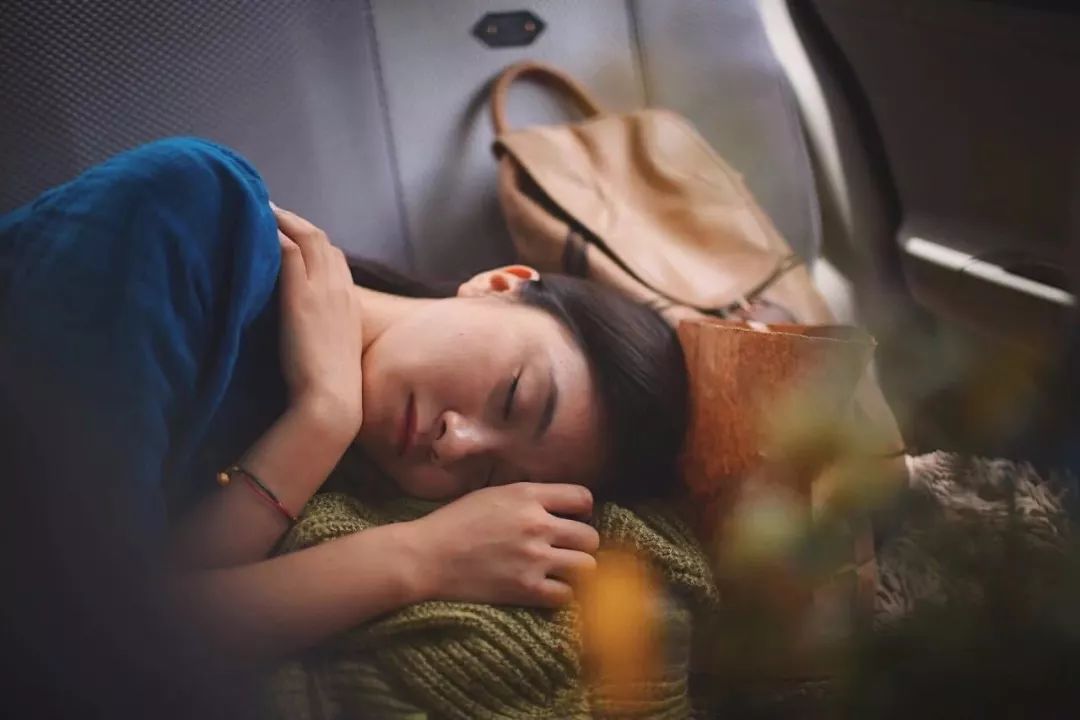 妈妈和孩子一起解决问题,妈妈和宝宝一起生病怎么办