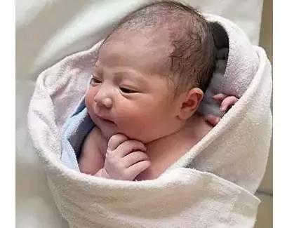 新生儿刚出生父母要注意什么,新生儿生理黄疸在出生几天后出现