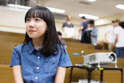 日本童星芦田爱菜演的科幻电影,日本女童星芦田爱菜照片大头贴