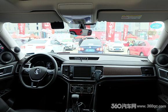 在这个歌航小盒子的带领下这伙音响拿了MECA合肥站最高组别冠军