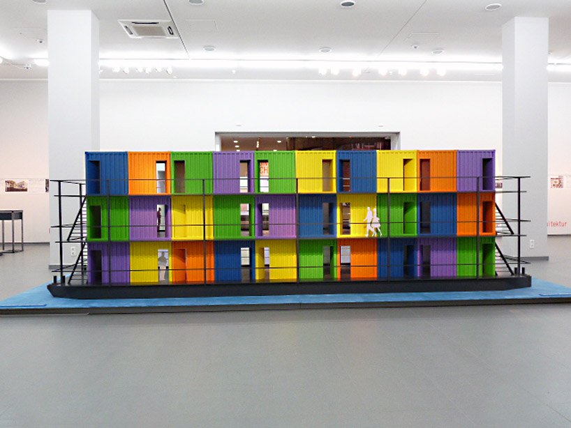 最大的集装箱建筑,国外牛逼集装箱建筑