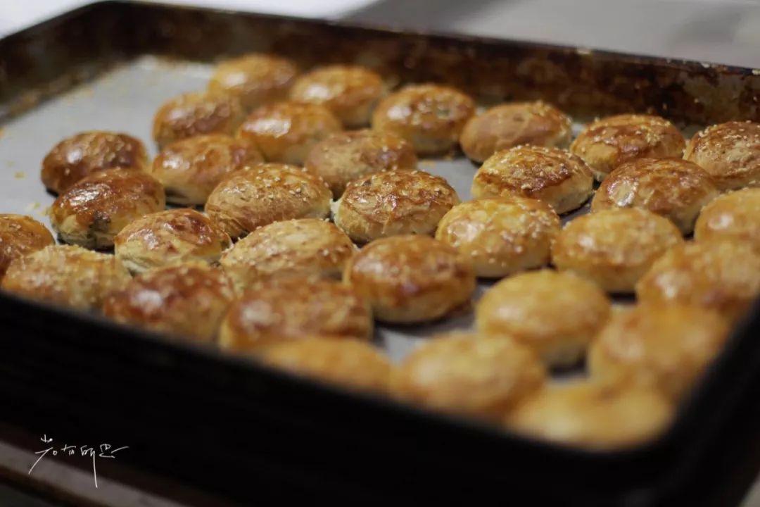 没有人来人往的城市,没有人山人海的地方