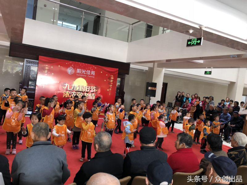 九九重阳节浓浓敬老情走进敬老院,九九重阳节浓浓敬老情小学生
