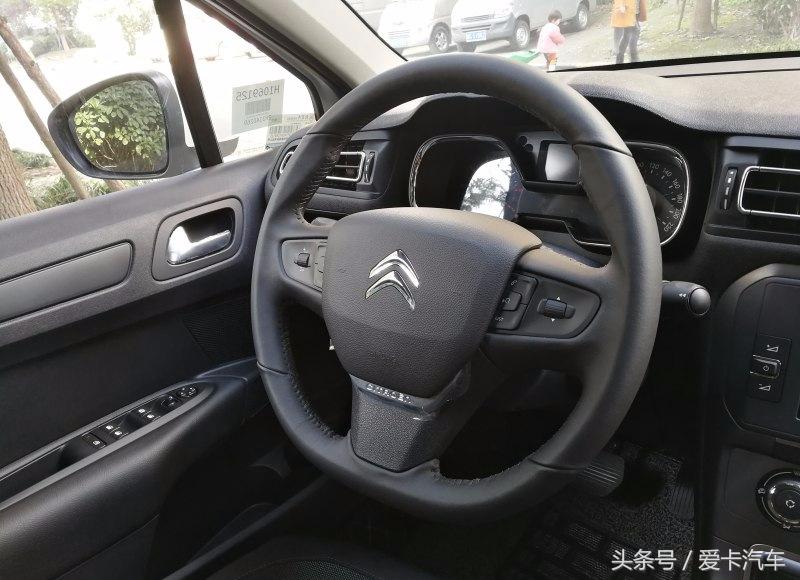 提了一辆新车去庆祝,c4世嘉新车