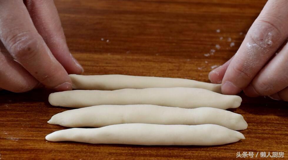 螃蟹太贵不敢吃？教你用它做出螃蟹，大人小孩都爱吃，松软香甜