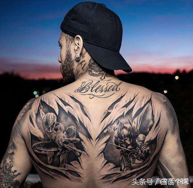 内马尔纹身帅照,内马尔的纹身为啥能一直换
