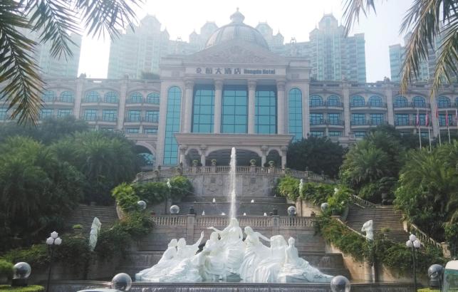 东鹏瓷砖西班牙米黄金刚釉瓷砖,东鹏瓷砖为冬奥添砖加瓦