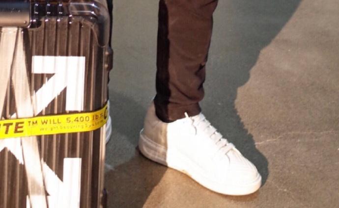 朱一龙系蝴蝶结,朱一龙戴蝴蝶结