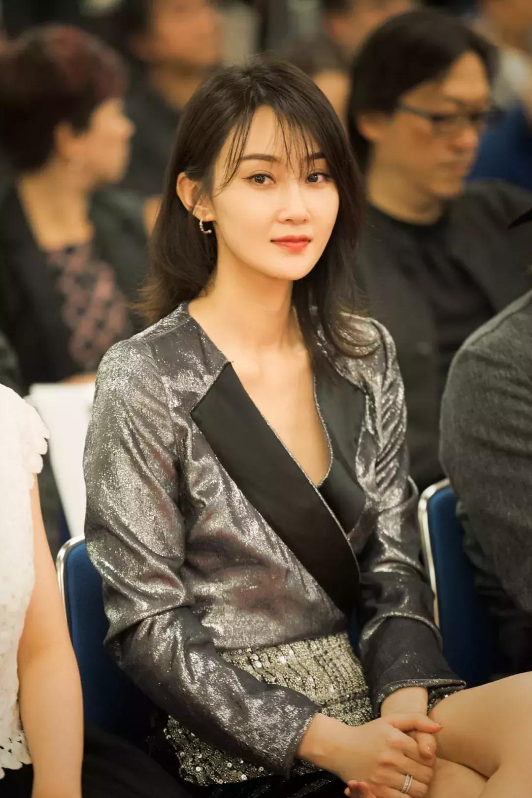 不必硬拗,林鹏“演妈妈”比朋友圈里的刷屏宝妈更入戏