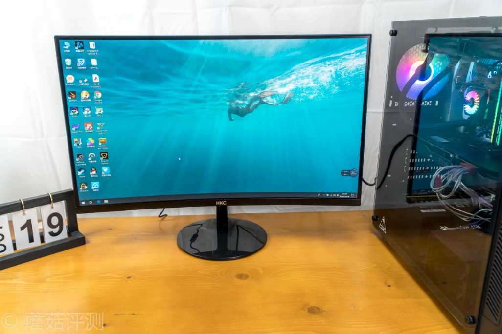 惠科27寸曲面显示器c270w拆解,惠科27qc显示器评测
