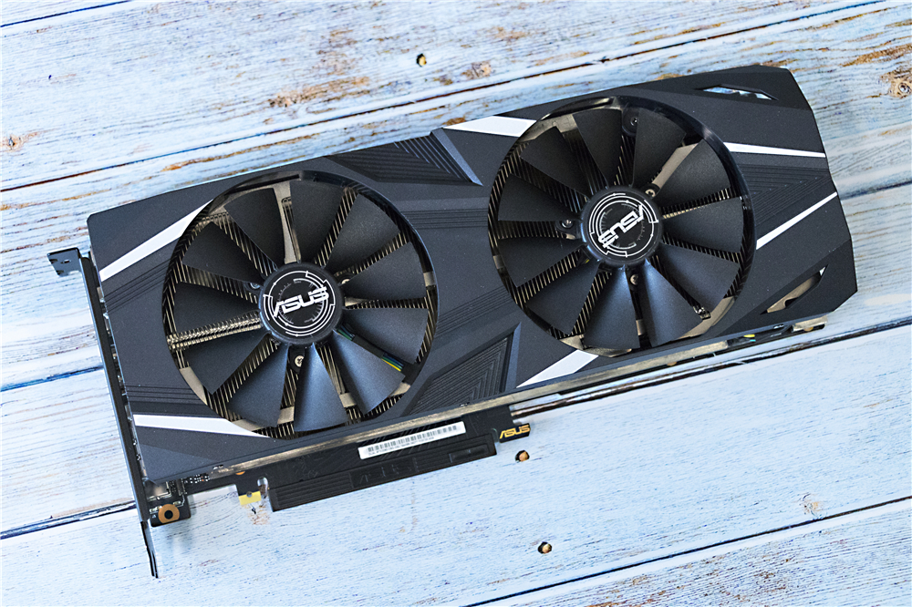 华硕rtx2080ti对比gtx1080ti,华硕rtx2080ti显卡配置推荐