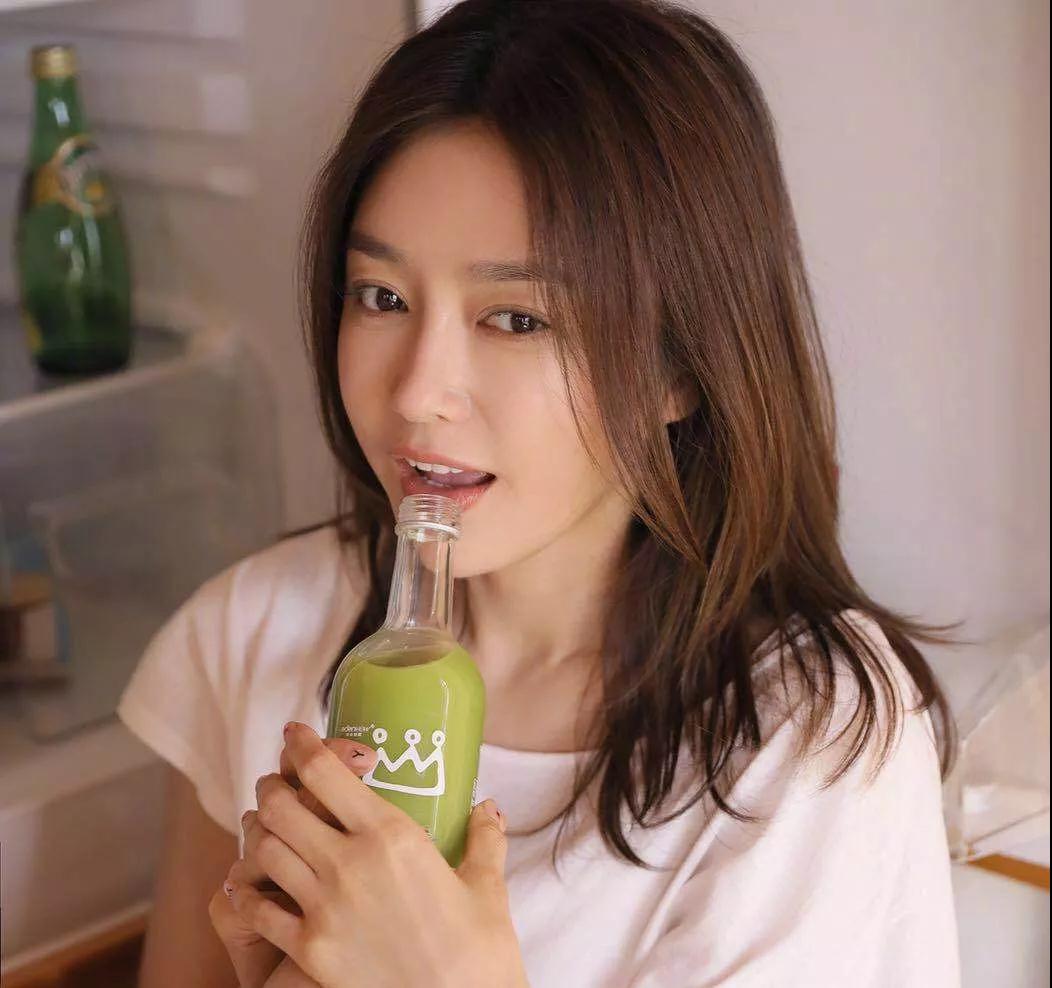 大脸显脸小发型女2020流行发型,换脸看看你适合什么发型