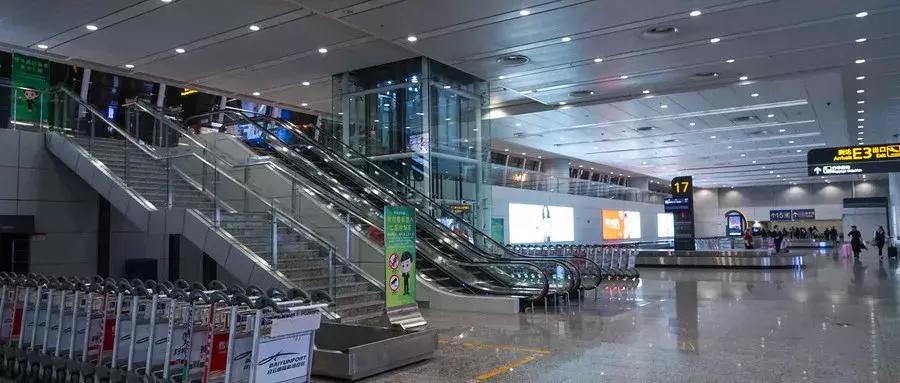 机场行李托运要不要封口,机场行李忘托运