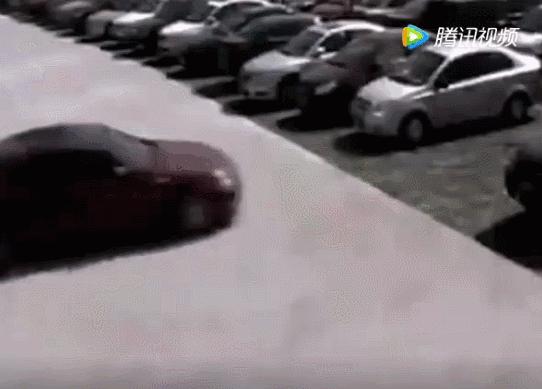 提高女司机交通安全意识,为何歧视女司机