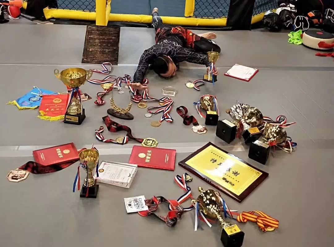 北京路5星拳馆,教练却“打”人无数!竟是彭于晏、颜如晶的最爱