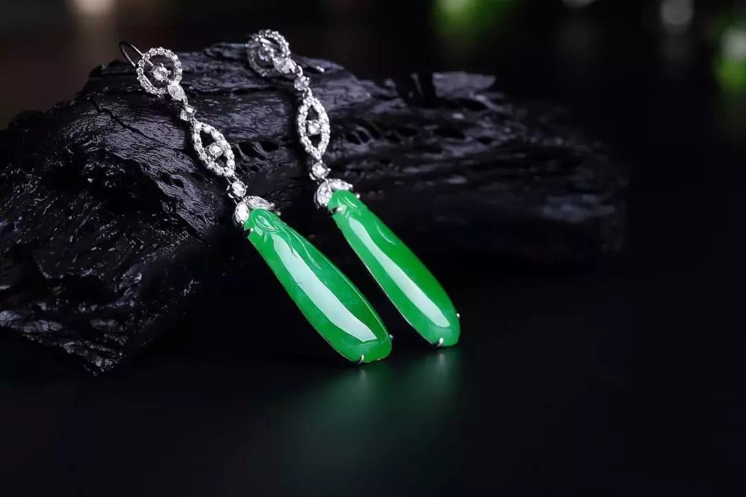 首饰用盐水检验真假,首饰怎么在不弄坏的情况下验真假