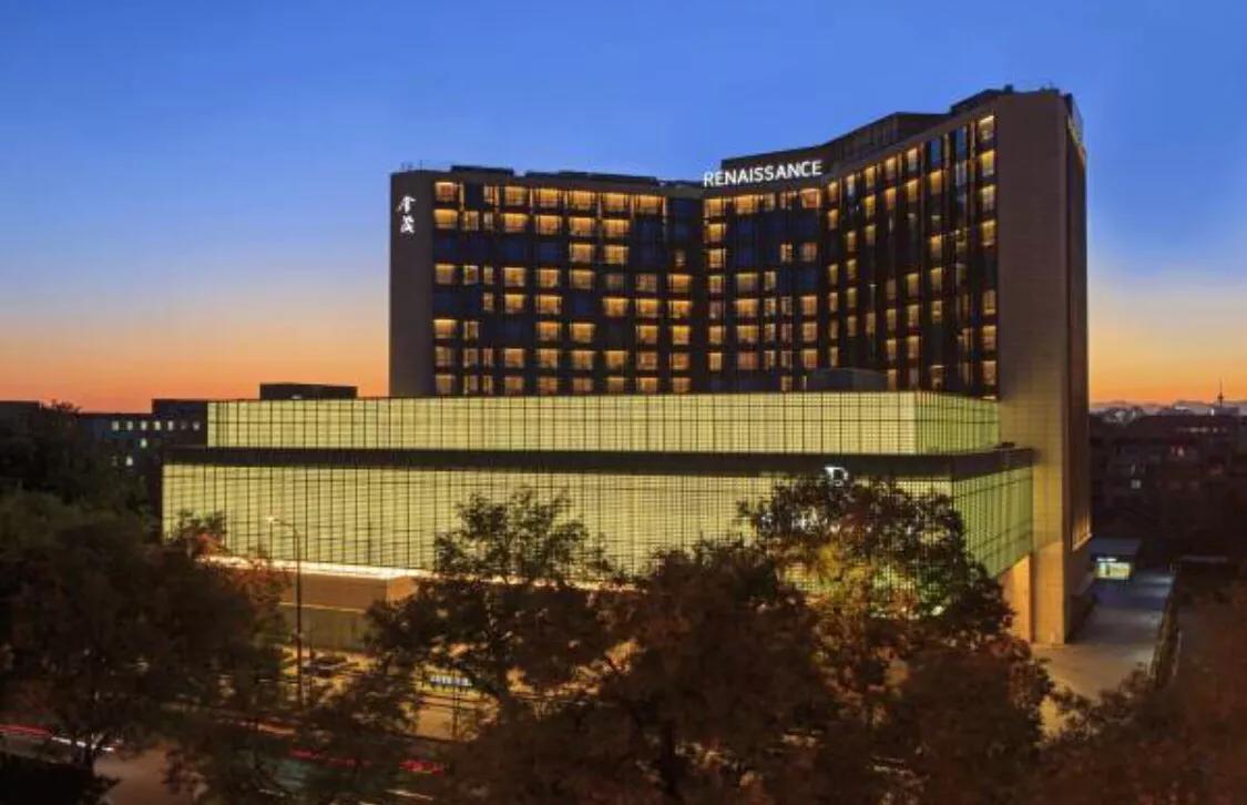 开始转型的万丽酒店焕然一新！时尚？炫酷？