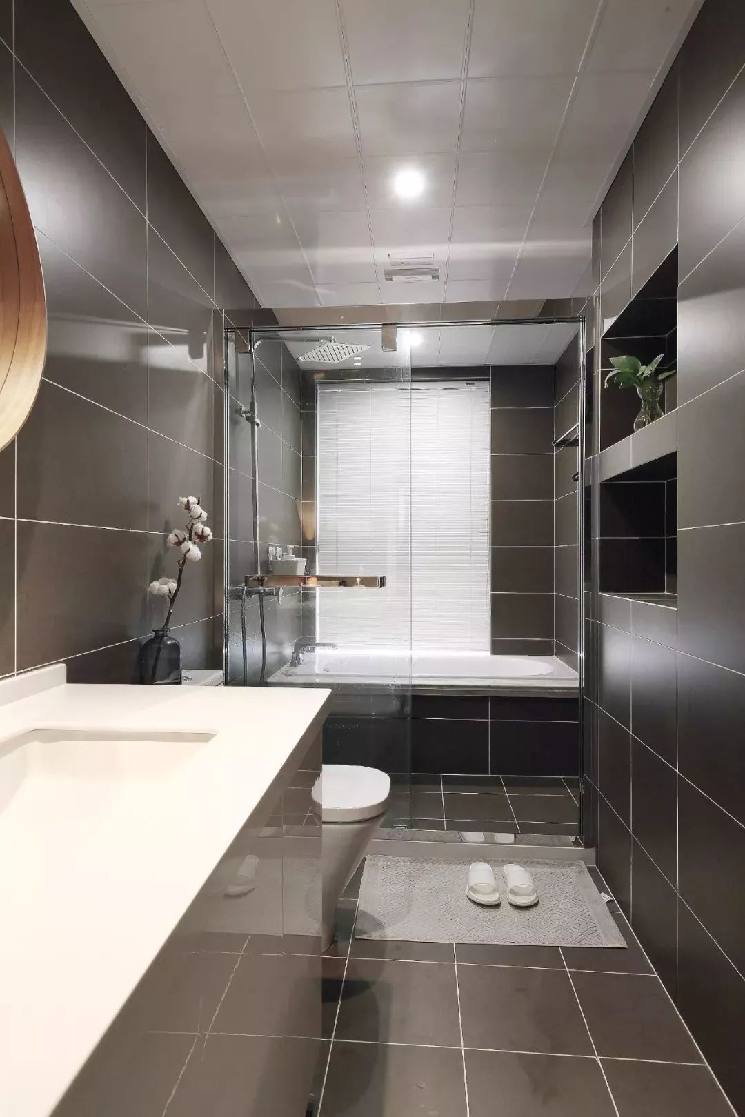 灰色哑光地砖800*800铺贴效果,暖灰色地砖装修效果图现代简约