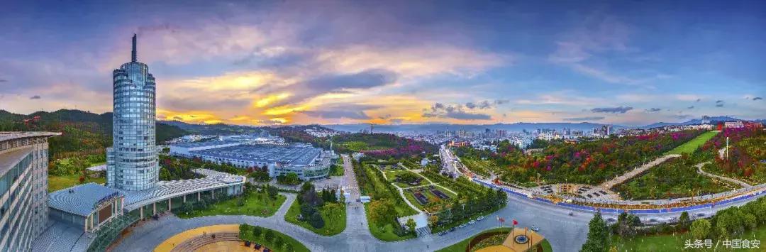 中国民营企业改革开放四十年纪事,改革开放40年中国企业家的激荡史