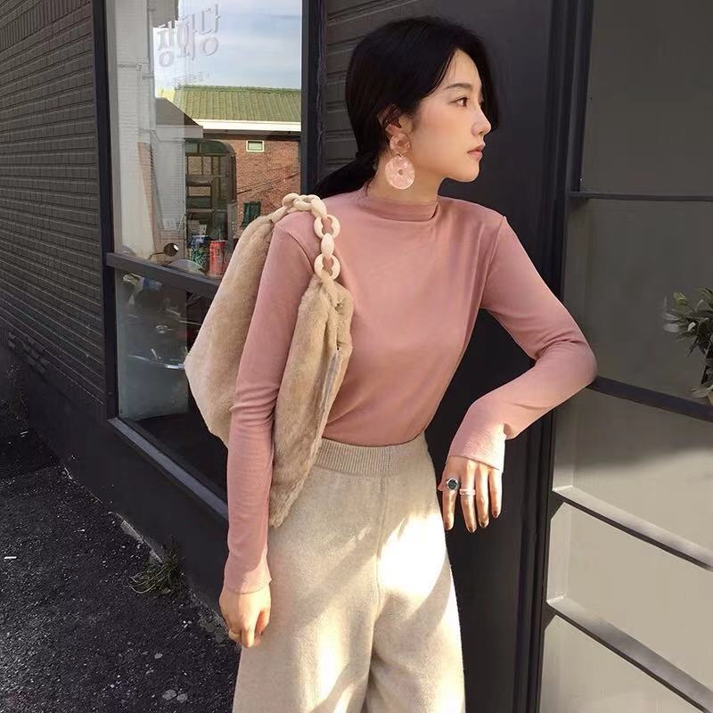 独特别致打底衫单穿,v领打底衫款款洋气时髦长袖春款