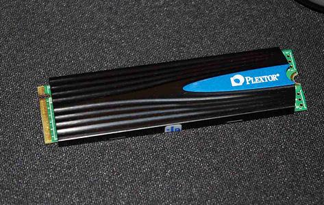 固态硬盘接口怎么选,固态硬盘选多大比较好