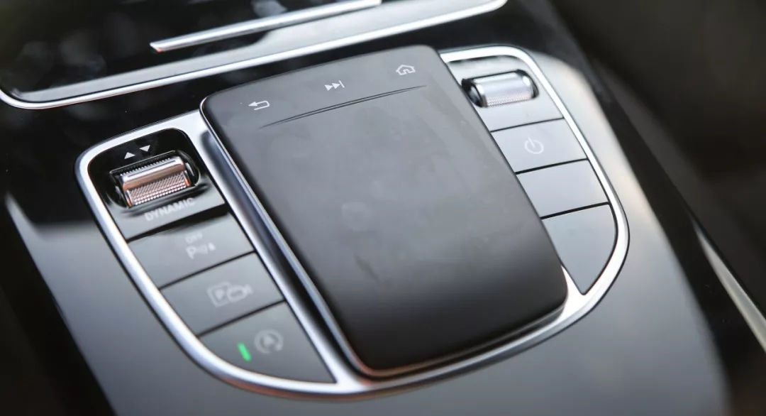 奔驰c20017款试驾,奔驰e2601.5t加48v轻混动力怎么样