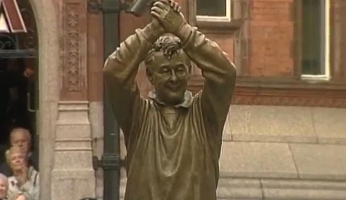 琚巻鍙查仐蹇樼殑瓒崇悆宸ㄦ槦,琚椂闂撮仐蹇樼殑鐞冩槦