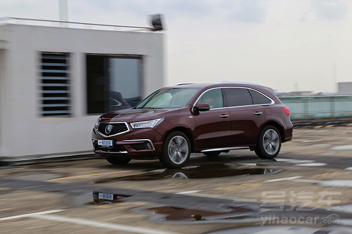 边开边聊试驾讴歌rdx,讴歌mdx驭弯乐趣篇