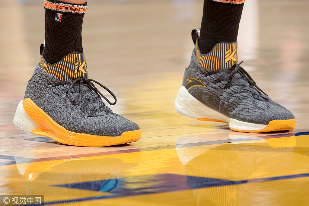 NBA今日球鞋精选：库里唐斯上脚万圣节特别款罗斯50分战靴诞生