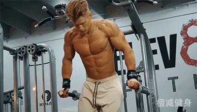 亚洲第一胸肌男练胸训练,加强练胸技术让你的胸肌大到爆