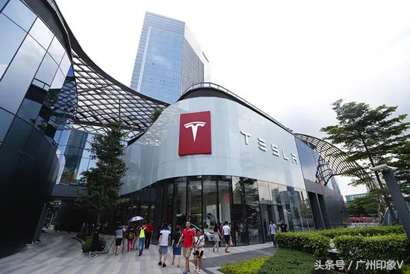 天环广场事件实际原因,天环广场一波王炸